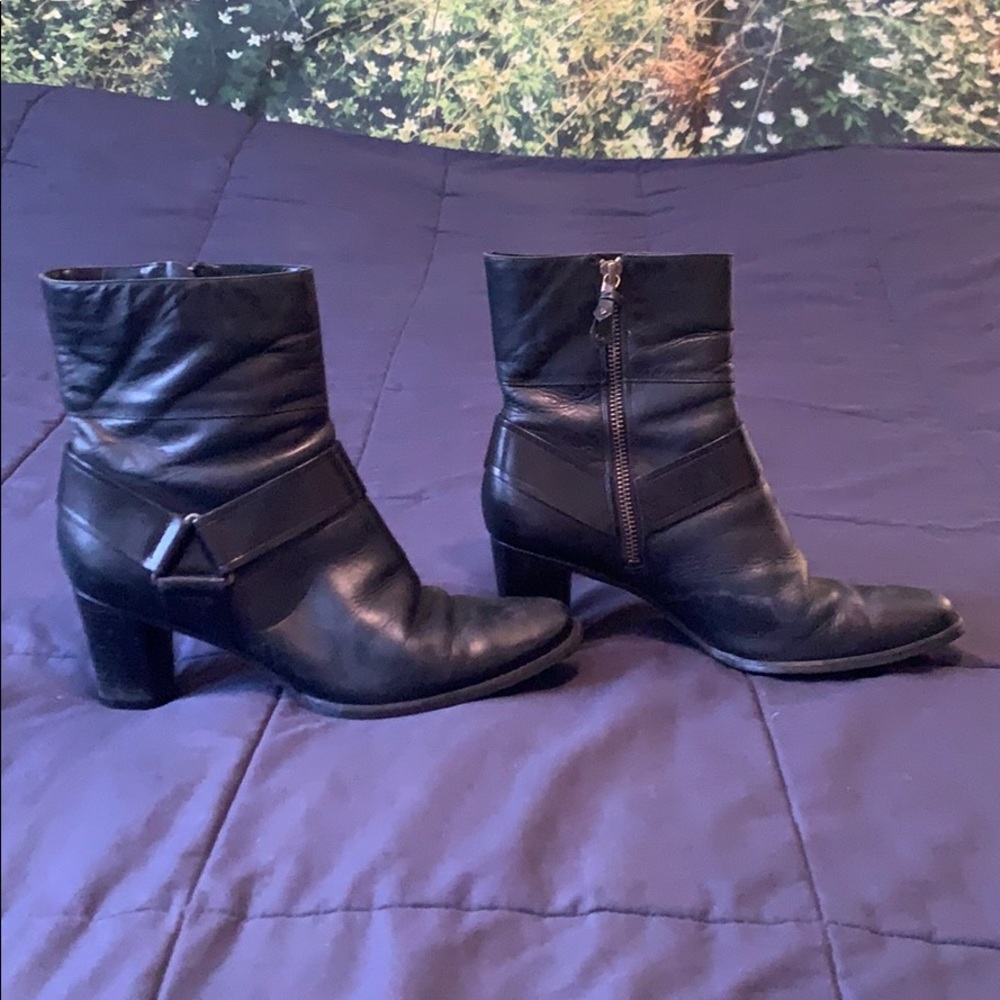 Cole Haan Nike black moto harness booties sz 8
